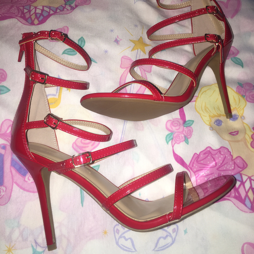 Wild Diva Lounge Red Glossy Heels